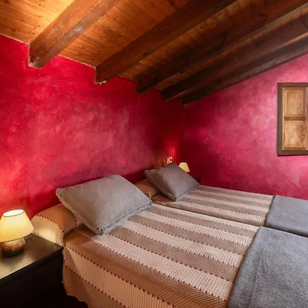 Holiday home La Casona De Abajo Avalle