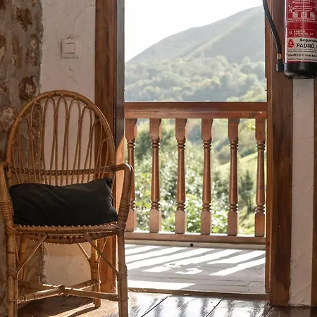 بيت للعطل La Casona De Abajo - Cangas De Onis