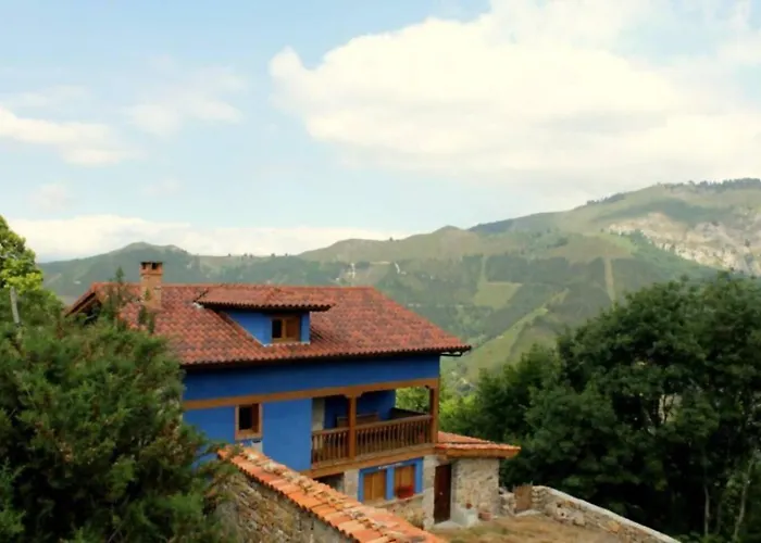 La Casona De Abajo Cerca De Cangas De Onís Сasa de vacaciones *